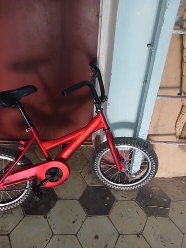 детские вещи от 0 до 1: Б/у Двухколесные Детский велосипед 22", скоростей: 18, Платная доставка
