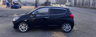 Chevrolet: Chevrolet Spark: 2018 г., 1 л, Вариатор, Бензин, Хэтчбэк — 3