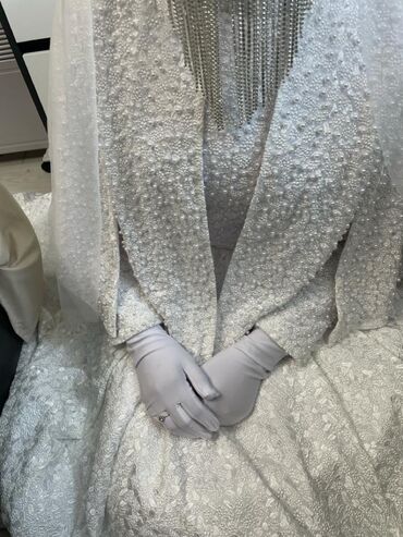свадебные платья оптом бишкек: Продаю шикарное свадебное платье