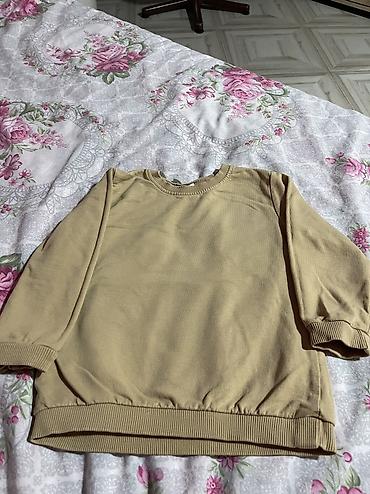 Paketi dečije odeće: Komplet dečije odeće – 4 komada (dugi rukav + trenerka) - Dukserica — 2