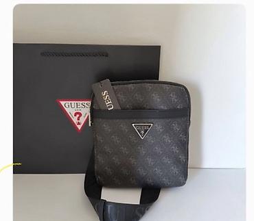 guess ranac: Сумка через плечо Guess - Компактная кросс-боди/мессенджер - Цвет — 1
