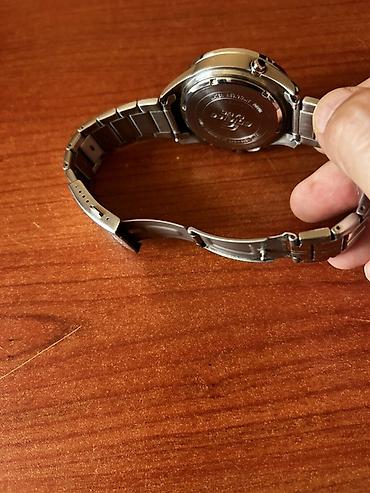 3d saat: Casio Edifice kişi qol saatı - Brend və seriya: Casio Edifice - — 3