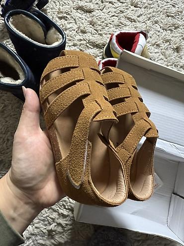 Другие детские вещи: Детская обувь Ботасы pappix 21 размер за 200 сом Зимние сапоги — 2