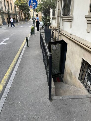 Digər kommersiya daşınmaz əmlakı: Nəsimi rayonu, Əlimərdan Topçubaşov küçəsində, ümumi sahəsi 25 kv\m -da lalafo.az — 9 Digər kommersiya daşınmaz əmlakı: Nəsimi rayonu, Əlimərdan Topçubaşov küçəsində, ümumi sahəsi 25 kv\m — 9