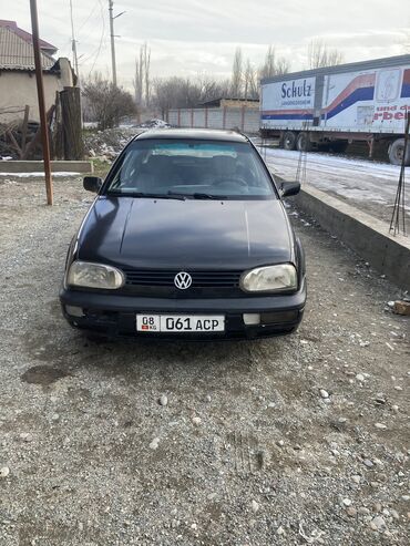 голы двойка: Volkswagen Golf: 1992 г., 1.8 л, Механика, Бензин, Хетчбек