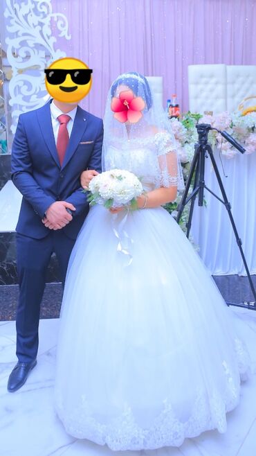кавказские платья: Продаю свадебное платье, очень нежное и лёгкое, размер можно затянуть