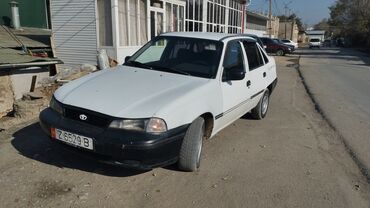 дэу матиз 2: Daewoo Nexia: 1994 г., 1.5 л, Механика, Бензин, Седан