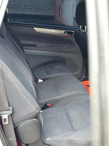 центральный замок на авто: Toyota Ipsum: 2002 г., 2.4 л, Автомат, Бензин, Минивэн — 7