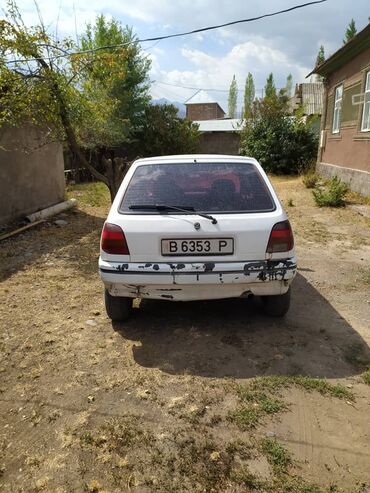 сигнал машины: Ford Fiesta: 1990 г., 1.8 л, Механика, Дизель, Хетчбек