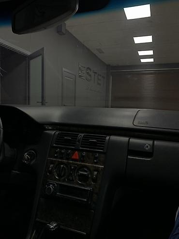 mercedes e220: Mercedes-Benz E-Class: 2001 г., 3.2 л, Автомат, Бензин, Седан — 3