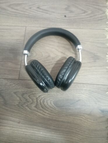 телефон кербен аксы: Продам наушники Hoko w35
цена 1200
состояние б/у