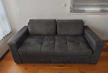 Sofe i kaučevi: Trosed na razvlacenje sa fiokom. Kupljen u Matisu pre 5 godina, veoma — 1