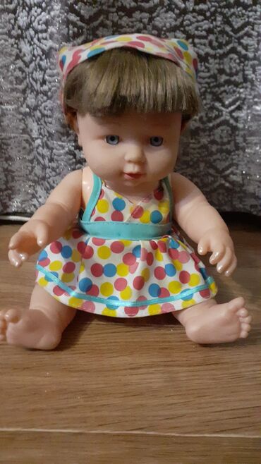 детские игрушки куклы: Кукла среднего размера в хорошем состоянии и качестве