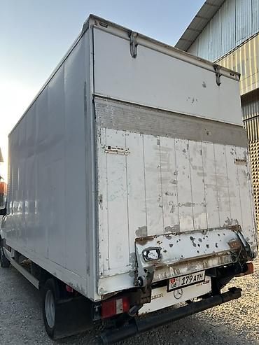 2 8: Легкий грузовик, Mercedes-Benz, Стандарт, 3 т, Б/у — 5