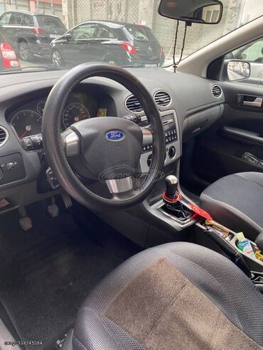 Ford: Ford Focus: 1.6 l | 2006 year | 340000 km. Hatchback