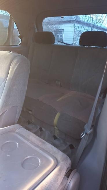 Аренда пассажирского буса: Минивэн/микроавтобус с просторным салоном на три ряда. Основные — 4