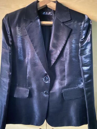 Dəstlər, kostyumlar: Yaz payiz ucun yungul penceklerdi ela veziyyetdedirler. 1 — 9