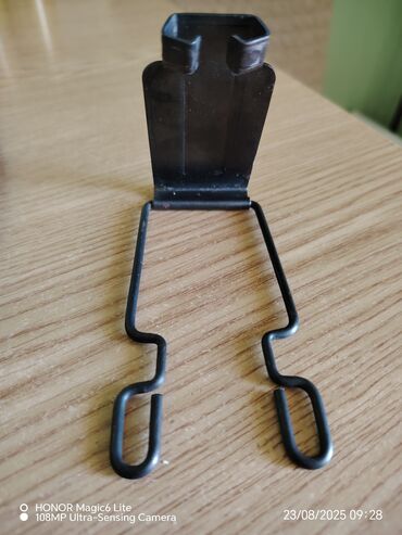 Lov i ribolov: Original maskirna vojnička torbica sa metalnom konstrukcijom koja na lalafo.rs — 10 Lov i ribolov: Original maskirna vojnička torbica sa metalnom konstrukcijom koja — 10