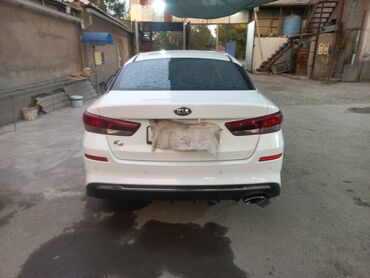 срочно в связи с переездом: Kia K5: 2018 г., 2 л, Автомат, Газ, Седан