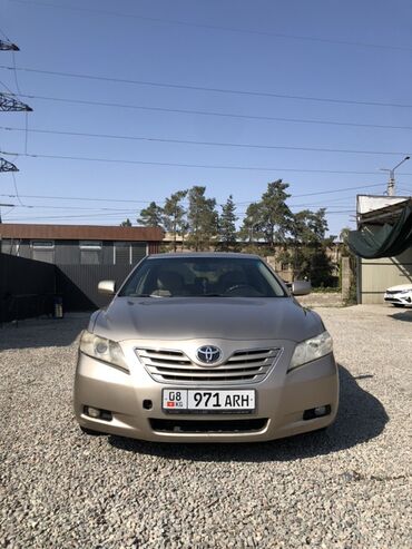 авторынок бишкек хонда степвагон: Toyota Camry седан, бежевый металлик (серебристо-золотистый). Кузов