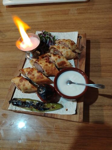 Şokolad və konfetlər: Mangal və kabab xidmətləri - Şəkillərdə gördüyünüz kimi, müxtəlif növ