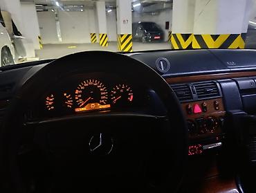 Mercedes-Benz: Mercedes-Benz E-Class: 1999 г., 2.4 л, Автомат, Седан — 9