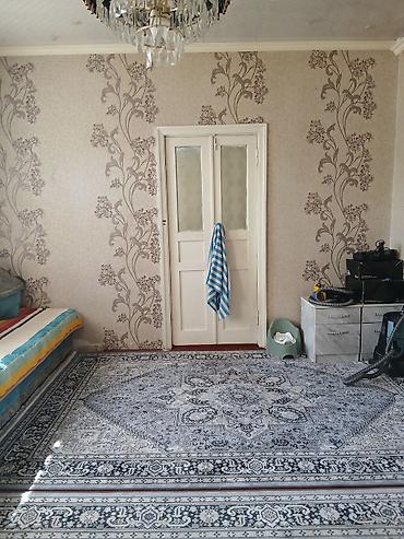 Продажа коттеджей и домов: Продаётся жилой дом с приусадебным участком.С двумя документа сразу — 13