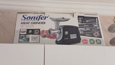 Plitələr və bişirmə panelləri: Ət çəkən maşın Sonifer, İşlənmiş