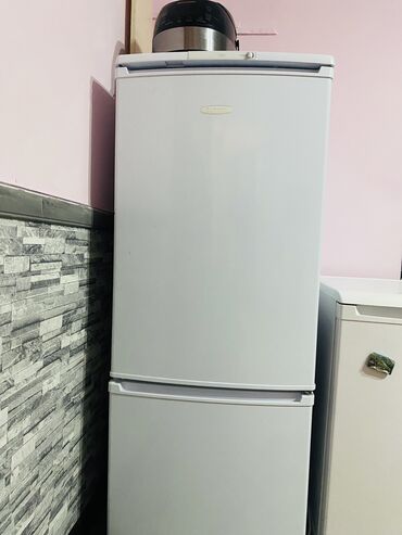 Холодильники: Холодильник Biryusa, На запчасти, Side-By-Side (двухдверный)
