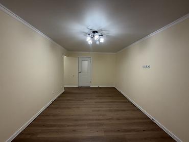 Продажа квартир: 2 комнаты, 50 м², 8 мкр Индивидуалка, 2 этаж — 5