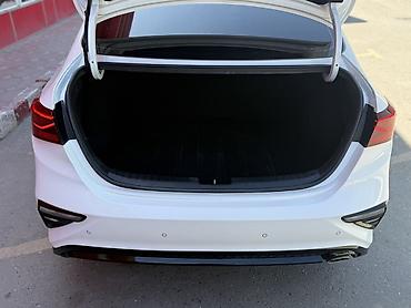 Kia: Kia K3: 2018 г., 1.6 л, Вариатор, Бензин, Седан at lalafo.kg — 7 Kia: Kia K3: 2018 г., 1.6 л, Вариатор, Бензин, Седан — 7