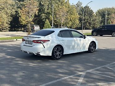 tayota auris: Toyota Camry: 2018 г., 2.5 л, Автомат, Бензин, Седан — 6