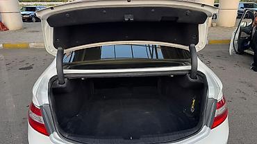 Hyundai: Hyundai Azera: 3 l | 2013 il Sedan — 10