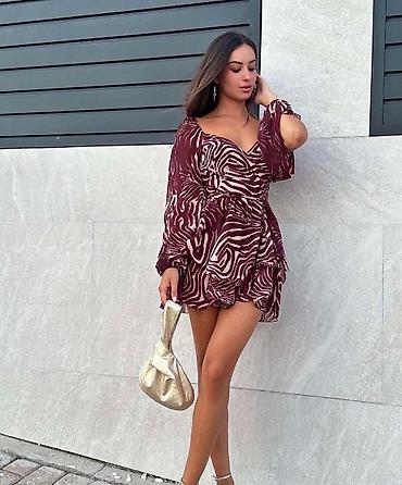 Haljine: ⚜️ Univerzalna velicina 
⚜️ Cena 1700 din — 29