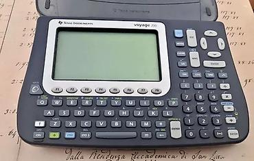 Ostala elektronika: Texas Instruments VOYAGE 200 Graphing Calculator. Flash tehnologija — 7