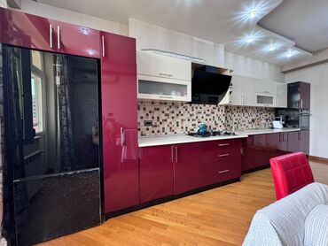 стеклянный обеденный стол: Metbex mebeli 630sm moyka
1100azn
Inqlab 2110 leli