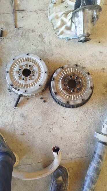 Avtomobil qapıları: 03 Ə YIĞILMIŞ MATOR HEC BİR PROBLEMİ YOXDUR KAROFQA 4 SKORUS ATMASI — 9