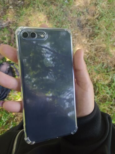 за сколько можно продать айфон 8 бу: IPhone 8 Plus, Б/у, 256 ГБ, Jet Black, Чехол, Кабель, 98 %