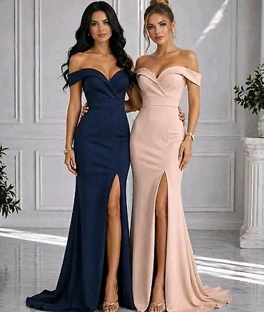 coma haljine: Elegantna duga svečana haljina sa spuštenim ramenima. - Model: duga — 3