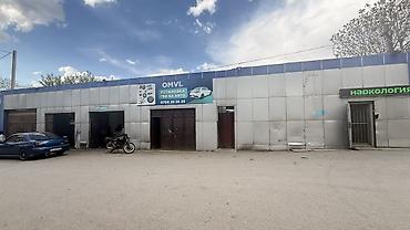 Продажа помещений свободного назначения: -Продается угловой бизнес участок 6,6 соток, с арендаторами -Район — 2