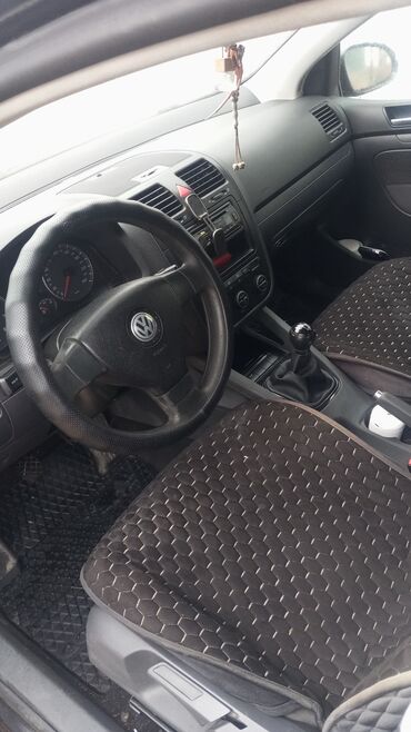 дополнительный вентилятор охлаждения: Volkswagen Golf V: 2006 г., 1.6 л, Механика, Бензин, Хэтчбэк