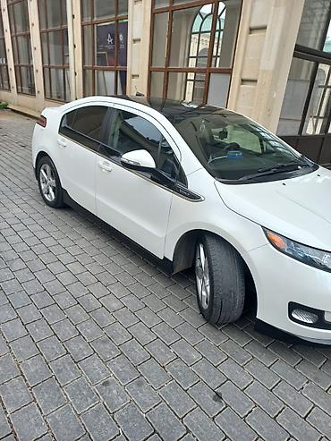 Chevrolet: Chevrolet Volt – plug-in hibrid liftbek - Kuzov: 5 qapılı liftbek, ağ — 6
