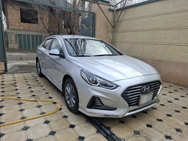 саната 2: Hyundai Sonata: 2018 г., 2 л, Автомат, Газ, Седан