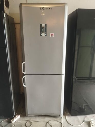 Soyuducular: İşlənmiş 2 qapılı Indesit Soyuducu Satılır, rəng - Boz