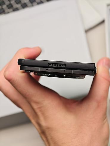 Уюлдук телефондор жана аксессуарлар: Oppo Find N6, Колдонулган, 256 ГБ, түсү - Кара, 2 SIM — 8