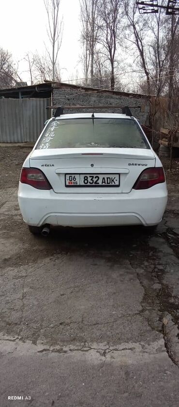 мазда 221: Daewoo Nexia: 1996 г., 1.5 л, Механика, Бензин, Седан