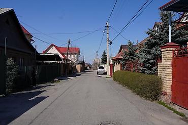 Продажа коттеджей и домов: Продам Дом по цене участка! В центре города! Район: Матросова Общ — 2