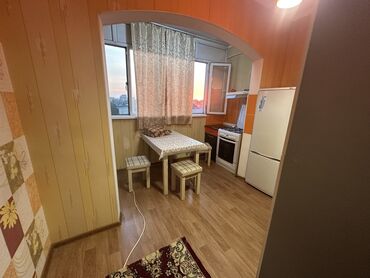 1 комнатная квартира на ночь: 1 комната, Собственник, Без подселения, С мебелью частично