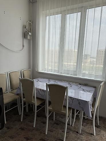 стол зал: Кухонный стол и стул, Б/у, цвет - Белый — 1