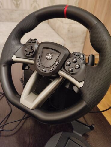 pubg ucun klaviatura: Oyun konsolu satılır, sükan və pedal dəsti ilə birlikdə. Maşın